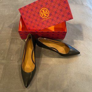 Tory Burch Black Leather Pump - NWB